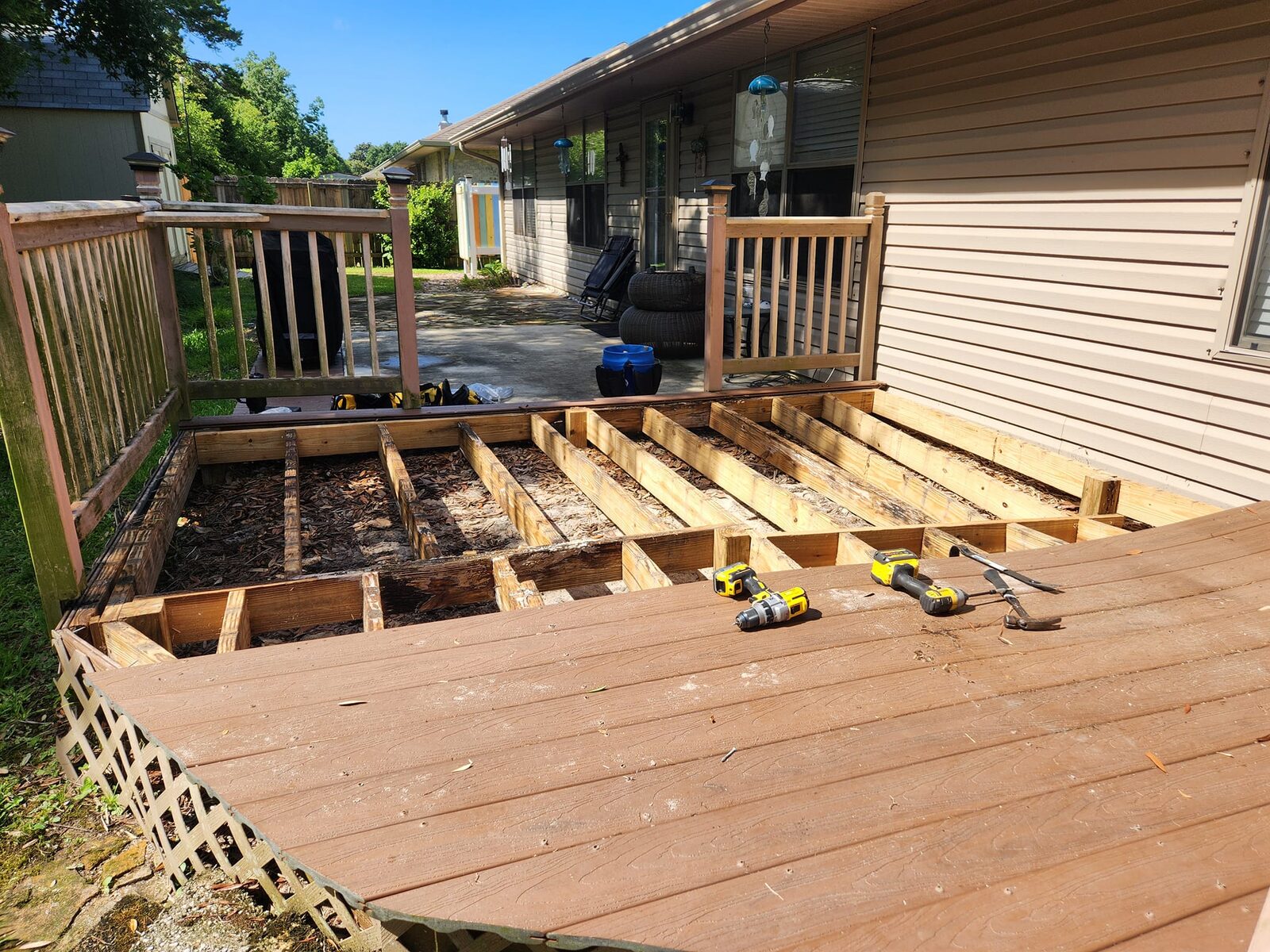 Home Repairs in Navarre, FL deck repair project photo